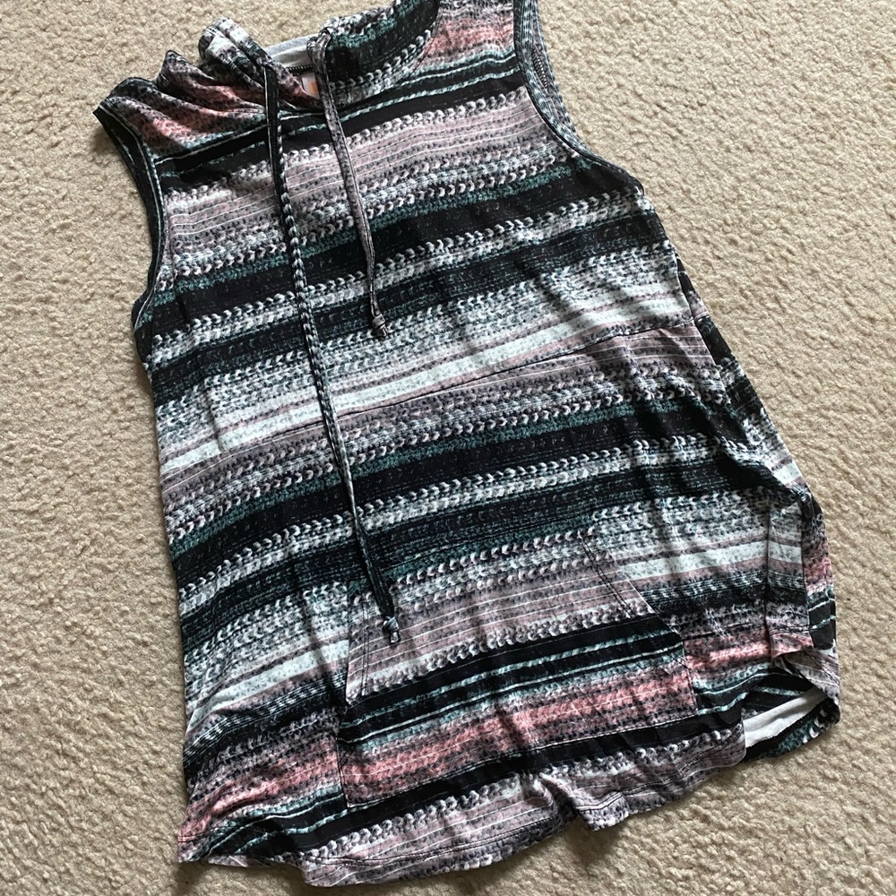 Lularoe Brittany sleeveless hoodie. Size Small. NWOT